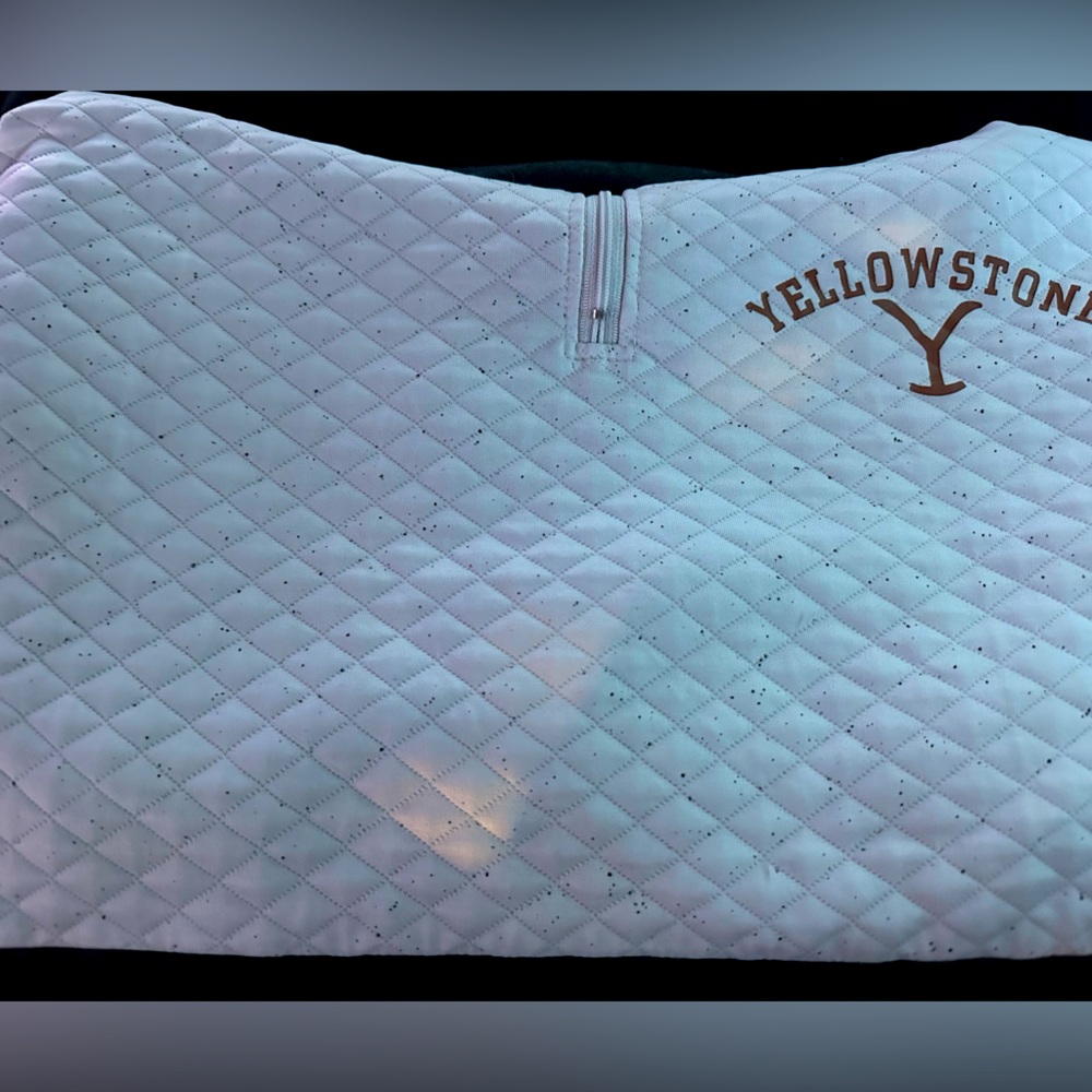 Yellowstone sweatshirt hooded  Medium